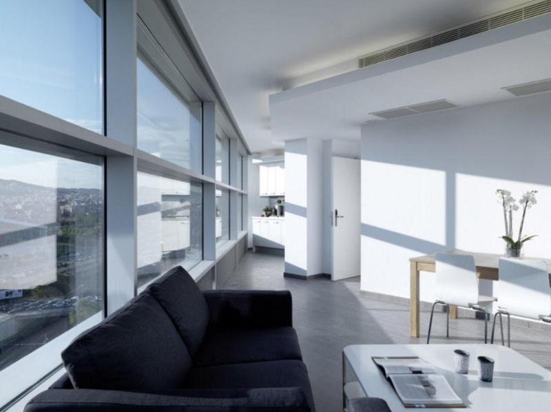 מלון ברצלונה Residencia Melon District Marina מראה חיצוני תמונה