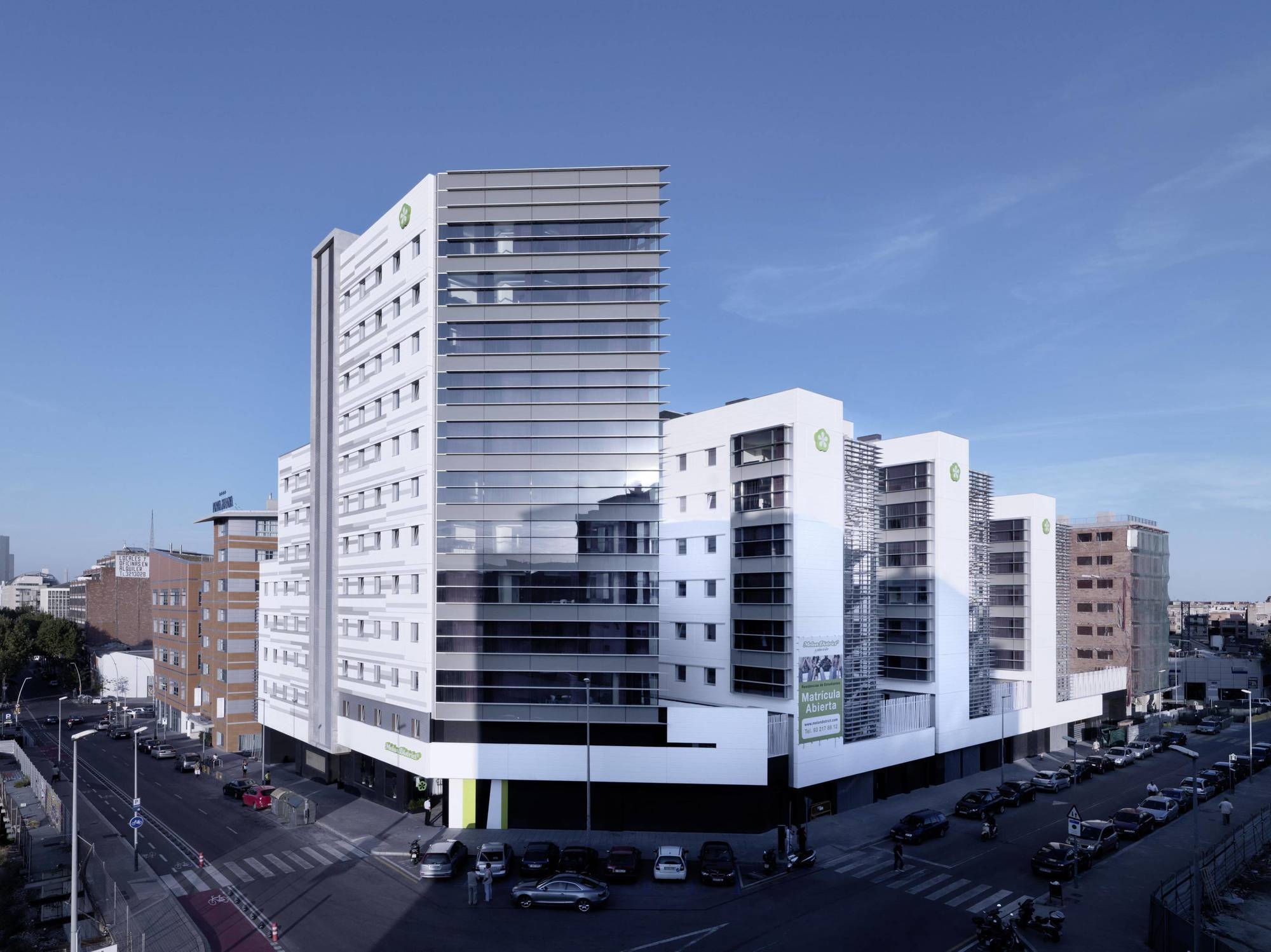 מלון ברצלונה Residencia Melon District Marina מראה חיצוני תמונה